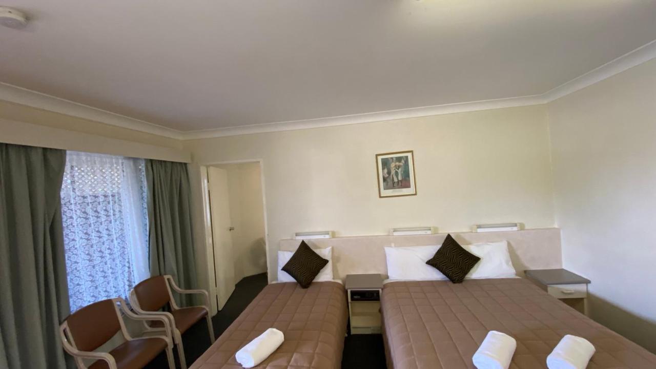 Sapphire City Motor Inn Inverell Exterior photo