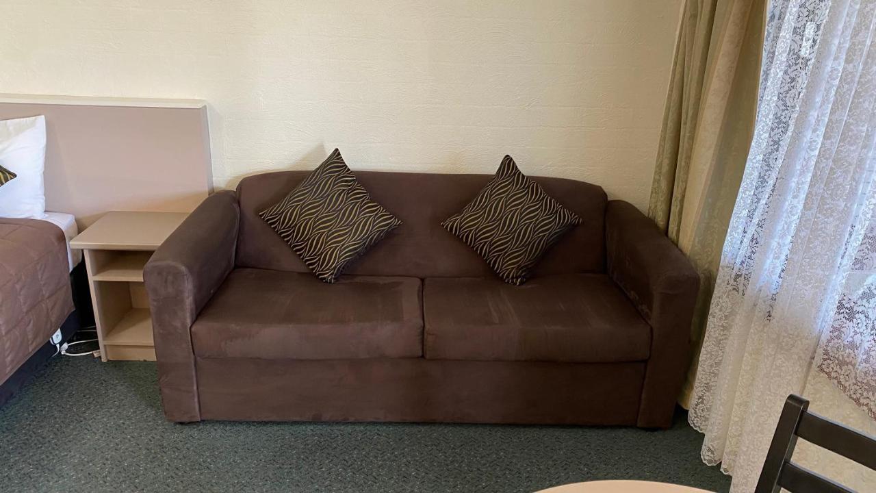 Sapphire City Motor Inn Inverell Exterior photo