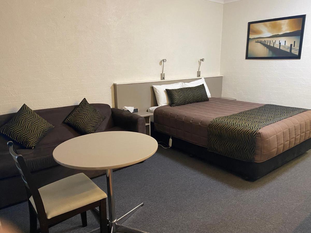 Sapphire City Motor Inn Inverell Exterior photo